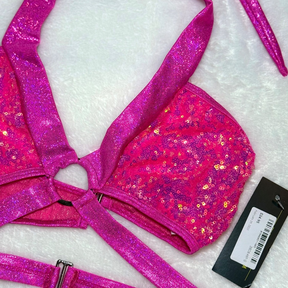 NWT! Rave Wonderland Pink Sequin Top